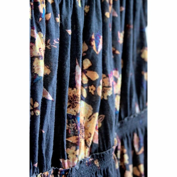 Free People Sam Off the Shoulder Floral Top - Picture 6 of 7